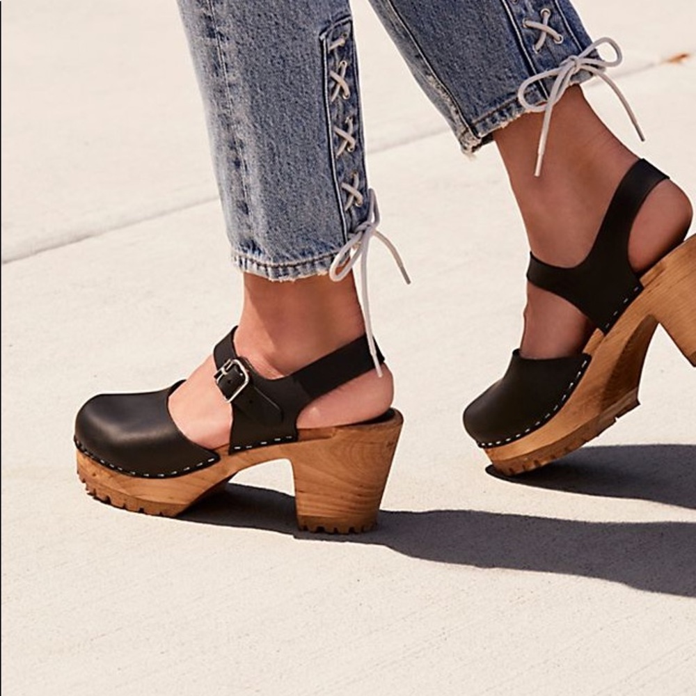 MIA Abby Clogs - black